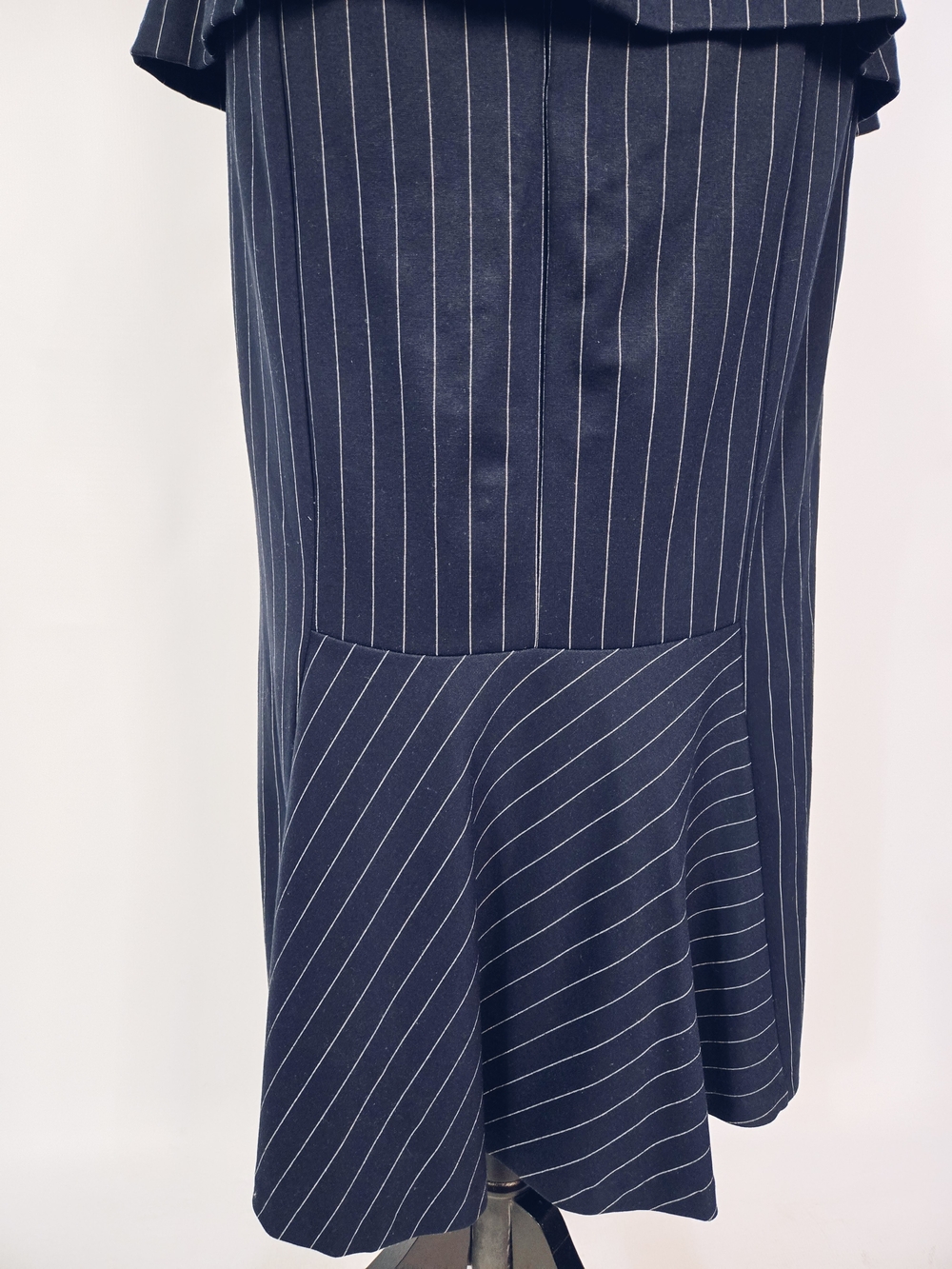 Lauren Ralph Lauren Navy and White Pinstripe Peplum Skirt Set - Picture 6 of 11